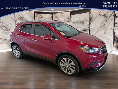 Used 2019 Buick Encore Preferred FWD image 1