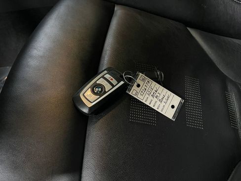 Used 2015 BMW M3 image 39