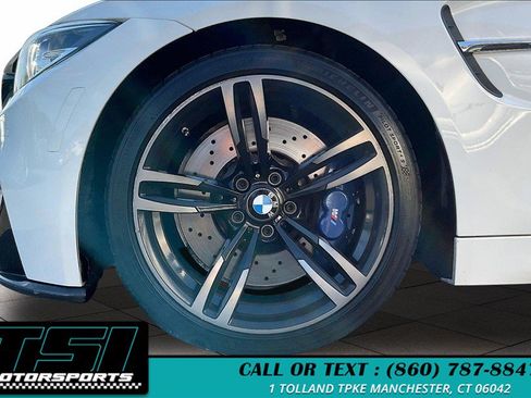 Used 2018 BMW M4 Coupe RWD image 9