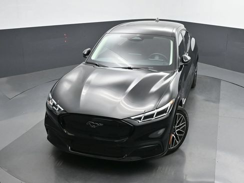 Used 2024 Ford Mustang Mach-E Premium AWD/4WD image 39