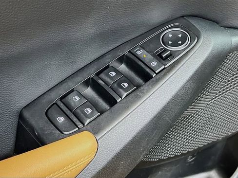 Certified 2024 Kia Seltos EX image 18