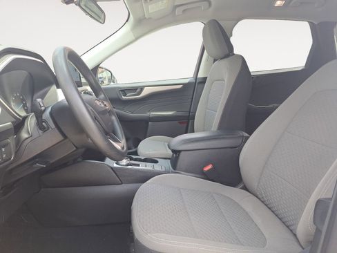 Used 2022 Ford Escape SE FWD image 9