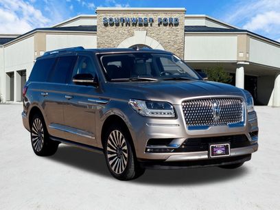 Used 2018 Lincoln Navigator Reserve w/ Technology Package