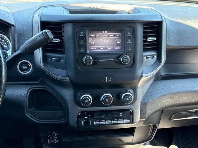 Used 2022 RAM 2500 Tradesman w/ Chrome Appearance Group AWD/4WD image 12