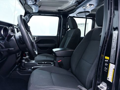 Used 2022 Jeep Wrangler Unlimited Sport AWD/4WD image 16