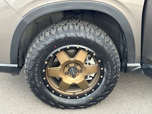 Used 2021 Subaru Ascent Premium w/ Sport Package image 29