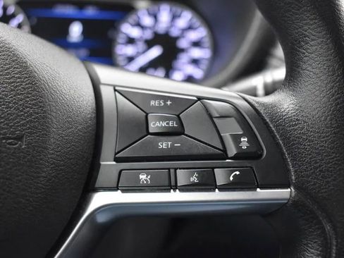 Used 2023 Nissan Sentra SV image 22