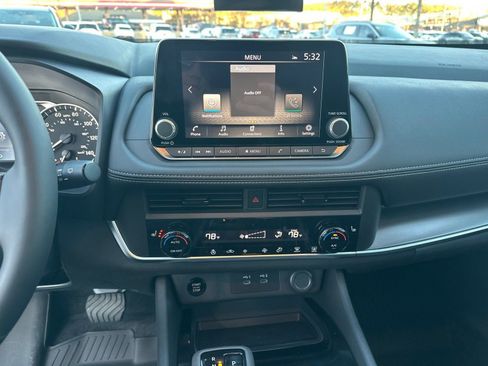 New 2026 Nissan Rogue SV image 28