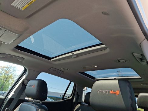 Used 2020 GMC Acadia AT4 w/ LPO, Floor Liner Package AWD/4WD image 15