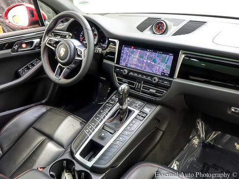 Used 2021 Porsche Macan S AWD/4WD image 26