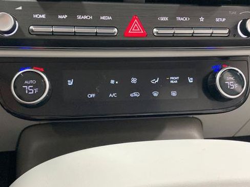 New 2026 Hyundai Palisade SEL AWD/4WD image 18