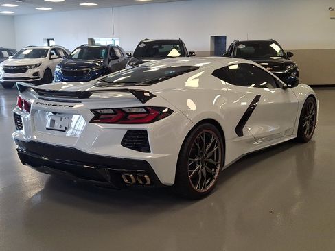 Used 2023 Chevrolet Corvette Stingray Coupe w/ Z51 Performance Package RWD image 6