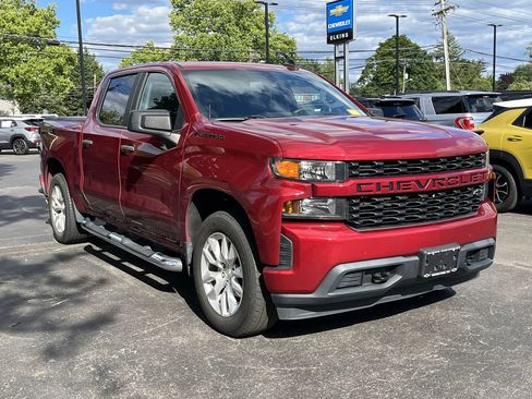 Used 2020 Chevrolet Silverado 1500 Custom w/ Custom Value Package AWD/4WD image 10
