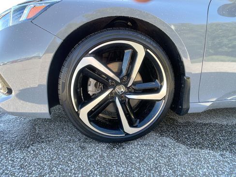Used 2022 Honda Accord Sport image 11
