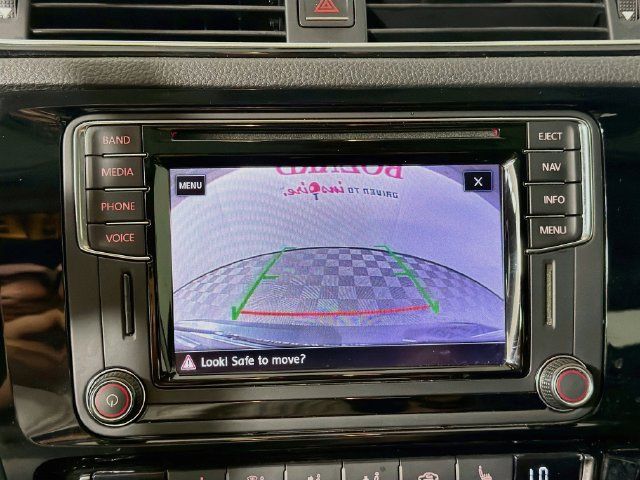 Used 2017 Volkswagen Jetta SEL FWD image 16
