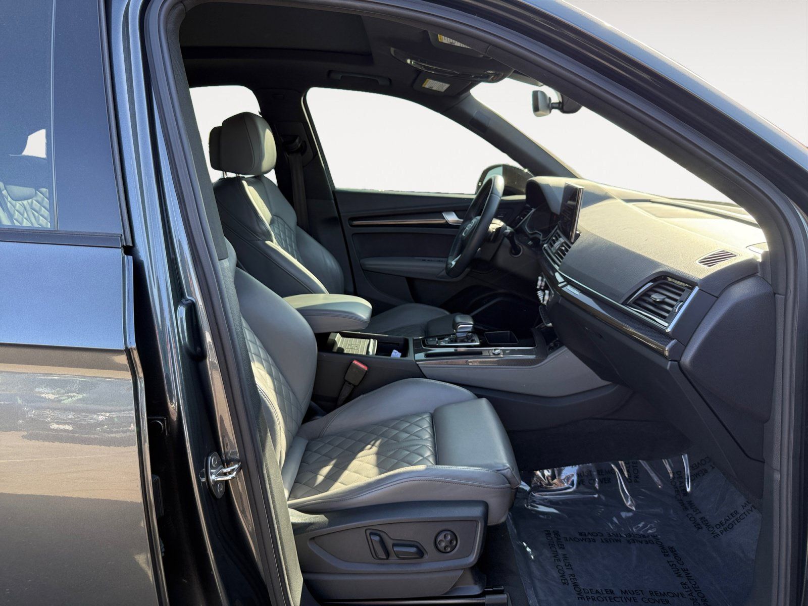 Used 2021 Audi SQ5 Prestige w/ Prestige Package AWD/4WD image 19
