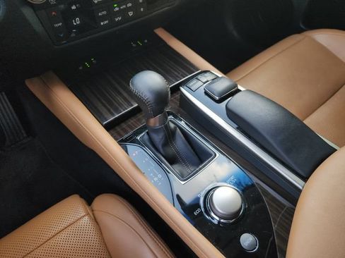 Used 2013 Lexus GS 350 w/ Luxury Pkg RWD image 22