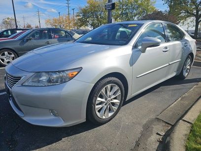 Used 2013 Lexus ES 300h