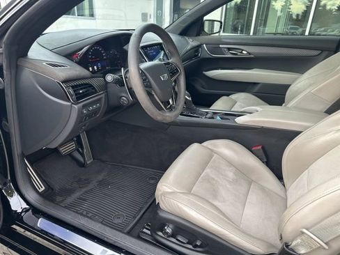 Used 2017 Cadillac ATS V w/ Carbon Black Package image 22