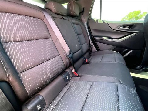 Used 2026 Chevrolet Equinox LT FWD image 25