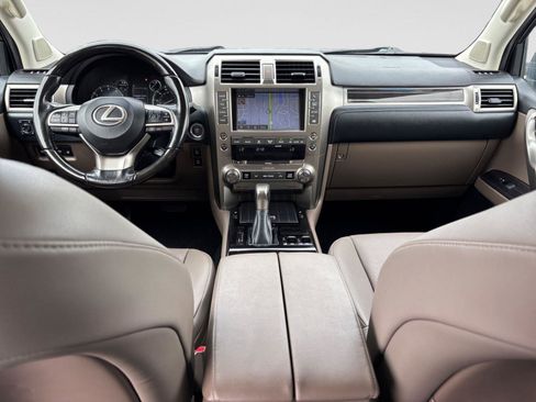 Used 2021 Lexus GX 460 Premium w/ Premium Package AWD/4WD image 14