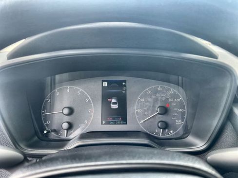Used 2025 Toyota Corolla LE image 12