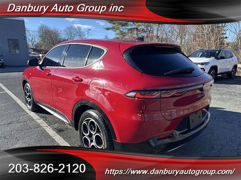 Used 2024 Alfa Romeo Tonale Ti w/ Premium Interior Package image 4