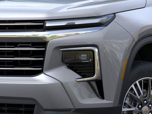 New 2026 Chevrolet Traverse LT FWD image 10