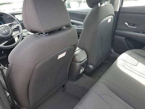 New 2026 Hyundai Elantra SE FWD image 12