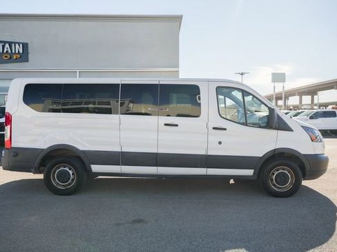 Used 2016 Ford Transit 350 XL image 4