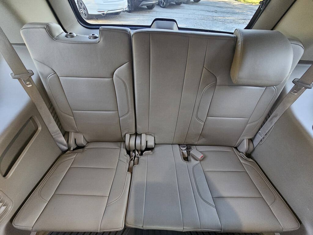 Used 2016 GMC Yukon SLT w/ Open Road Package AWD/4WD image 19