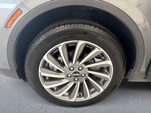 Used 2024 Lincoln Corsair Reserve w/ Equipment Group 201A AWD/4WD image 29