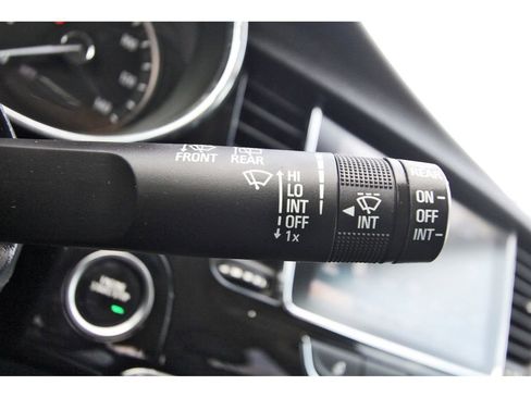 Used 2020 Buick Encore Preferred image 17