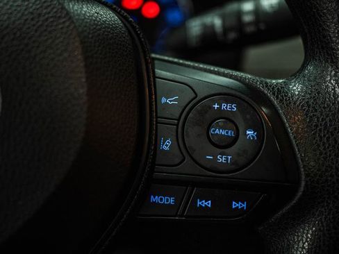 Used 2020 Toyota RAV4 XLE w/ Convenience Package image 20