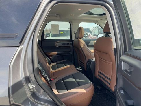 New 2026 Ford Bronco Sport Outer Banks w/ Outer Banks Tech Package+ AWD/4WD image 5