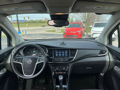 Used 2017 Buick Encore Preferred image 5