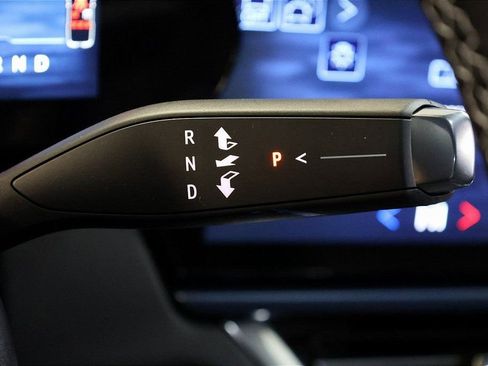 New 2026 Chevrolet Equinox EV LT w/ LPO, Blackout Package image 20