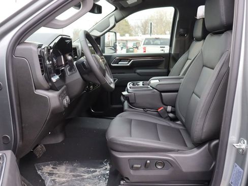 New 2026 Chevrolet Silverado 3500 LT w/ True North Edition image 5