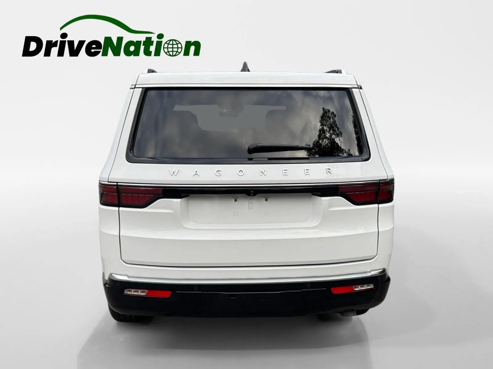 Used 2025 Jeep Wagoneer Series II AWD/4WD image 6