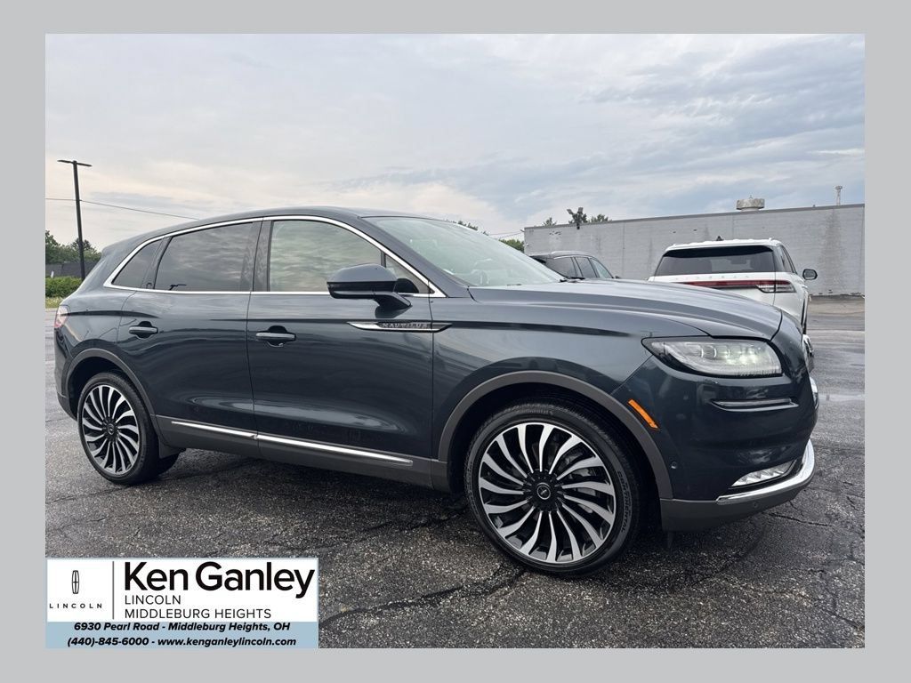 Used 2023 Lincoln Nautilus Black Label w/ Class II Trailer Tow Package AWD/4WD image 1
