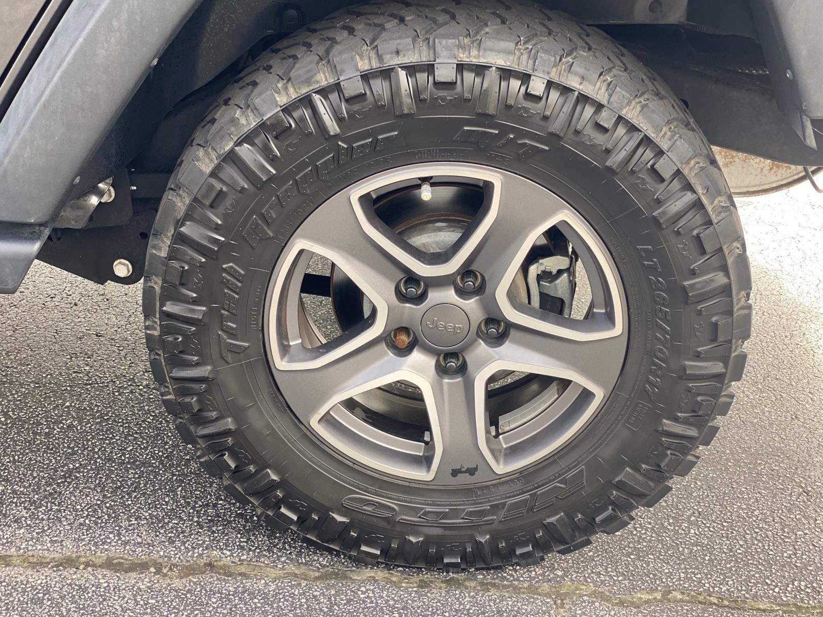 Used 2018 Jeep Wrangler Unlimited Sport S AWD/4WD image 14