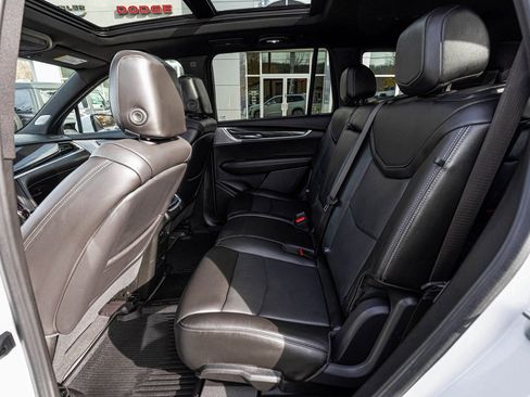 Used 2025 Cadillac XT6 Sport image 26