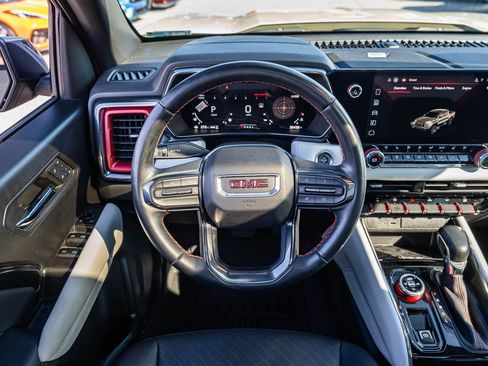 Used 2023 GMC Canyon AT4X image 31