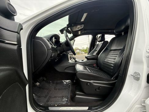 Used 2019 Jeep Grand Cherokee Limited X AWD/4WD image 15