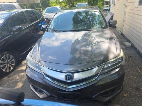 Used 2018 Acura ILX FWD image 3