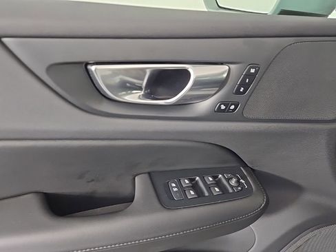 Certified 2025 Volvo V60 B5 Cross Country Plus image 19