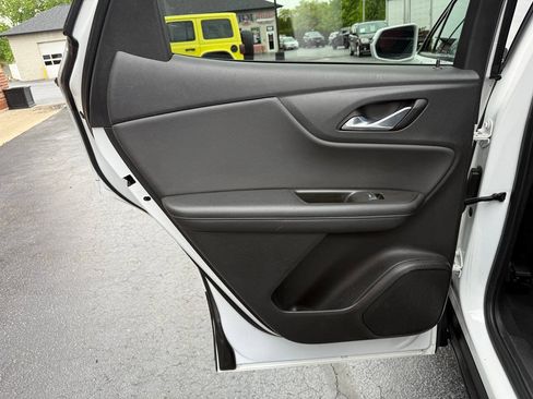 Used 2020 Chevrolet Blazer LT FWD image 19