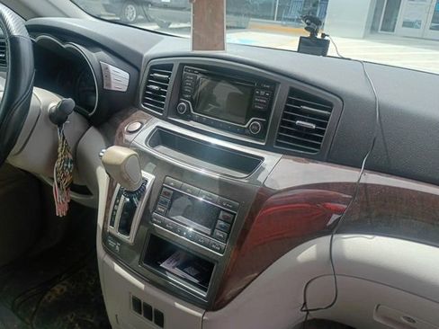 Used 2017 Nissan Quest SV FWD image 40