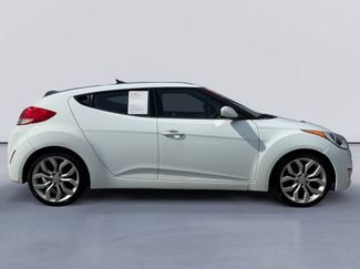 Used 2013 Hyundai Veloster w/ Style Pkg FWD video 2