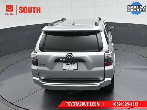 Used 2024 Toyota 4Runner TRD Off-Road image 45